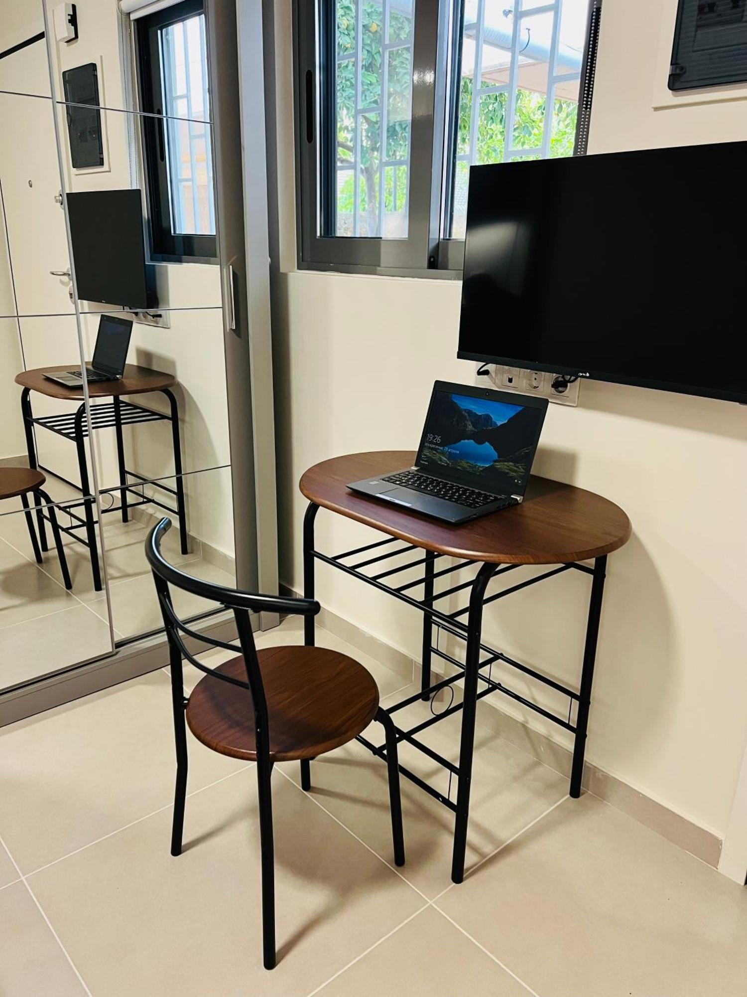 Apartment Modern In Elliniko 5 Mins From Metro *