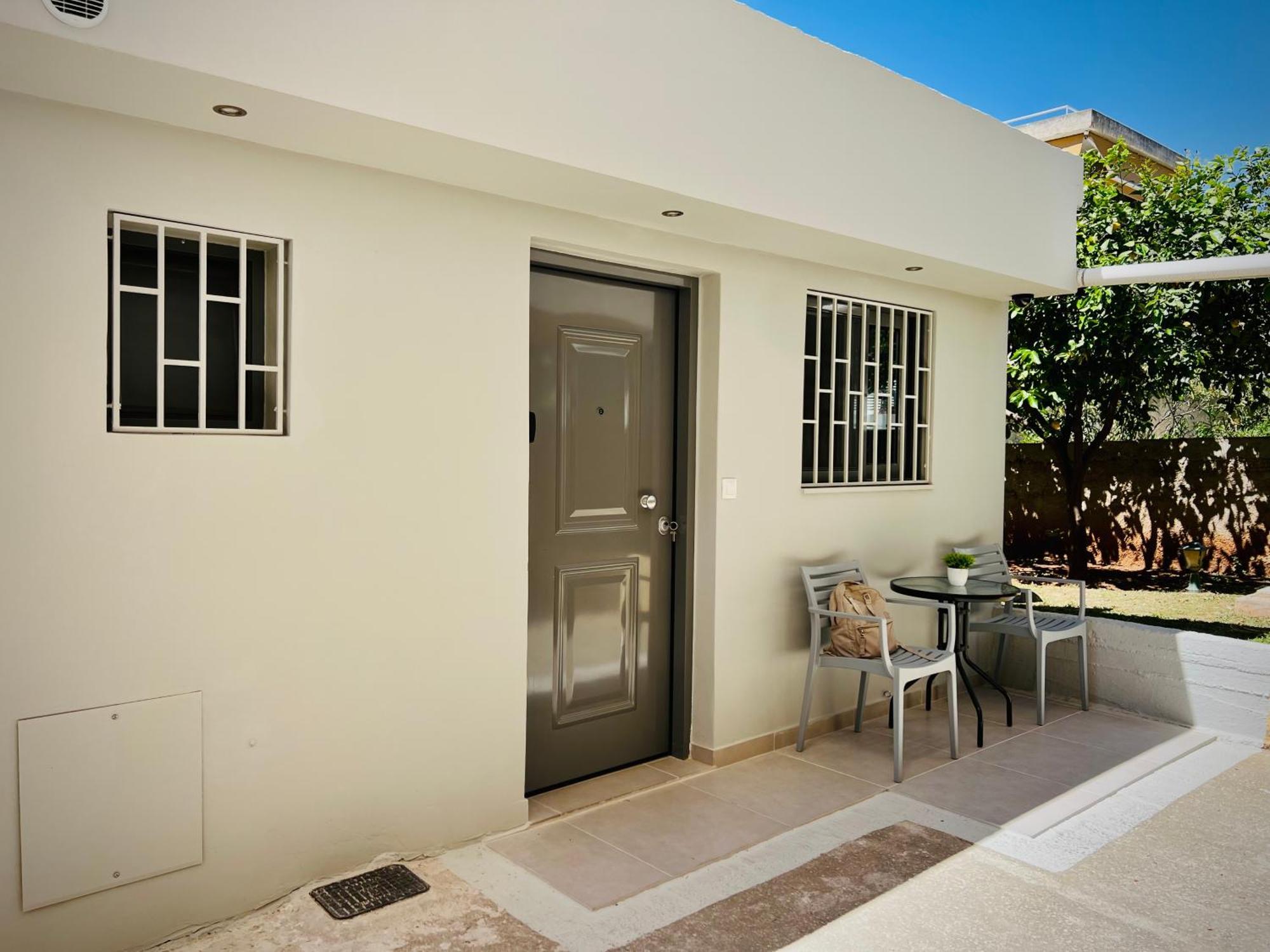 Apartment Modern In Elliniko 5 Mins From Metro Athens